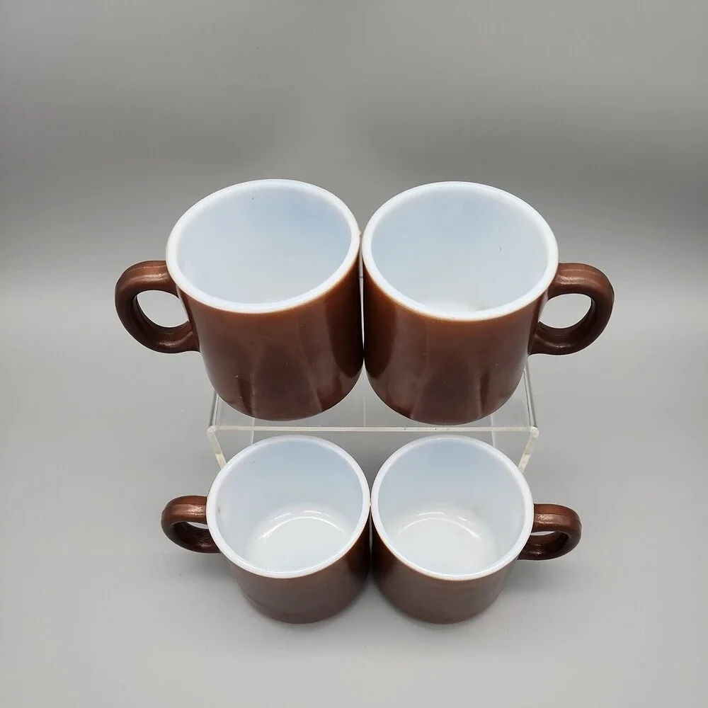 VtG 4 Hazel Atlas Glass Two-Toned Coffee Mugs Coffee Cups Brown & White D Handle